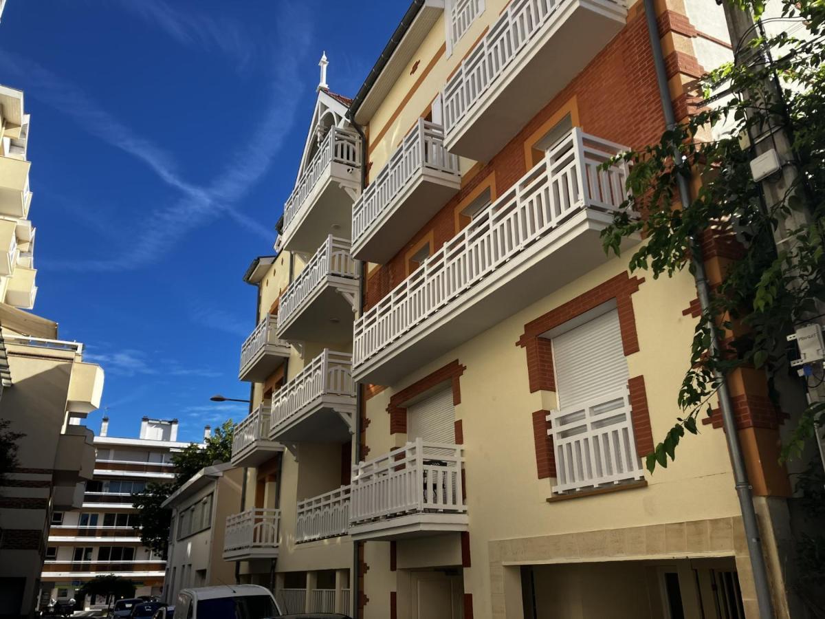 T3 En Centre D'Arcachon, 2 Min Plage, 5 Min Gare, Balcon, Parking Securise, Wifi, Menage Inclus - Fr-1-374-193 المظهر الخارجي الصورة